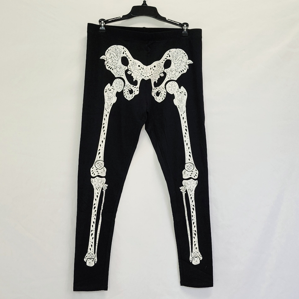 NWOT City Streets Halloween Skeleton Print Leggings
